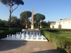 La scacchiera del parco di Villa Medici
