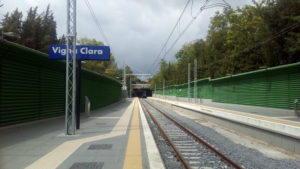 I marciapiedi della stazione Vigna Clara
