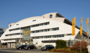 maledizione Alitalia, il centro di addestramento Lufthansa a Francoforte