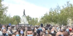 Attentati, Manifestazione in Francia contro il terrorismo islamico