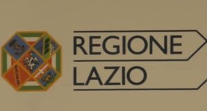 Dimissioni, La targa della Regione Lazio