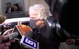 Il licenziamento di Conte, Beppe Grillo