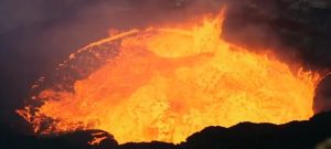 vulcano, Il magma incandescente di una eruzione vulcanica