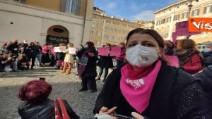 femminicidio, Donne manifestano a piazza Montecitorio
